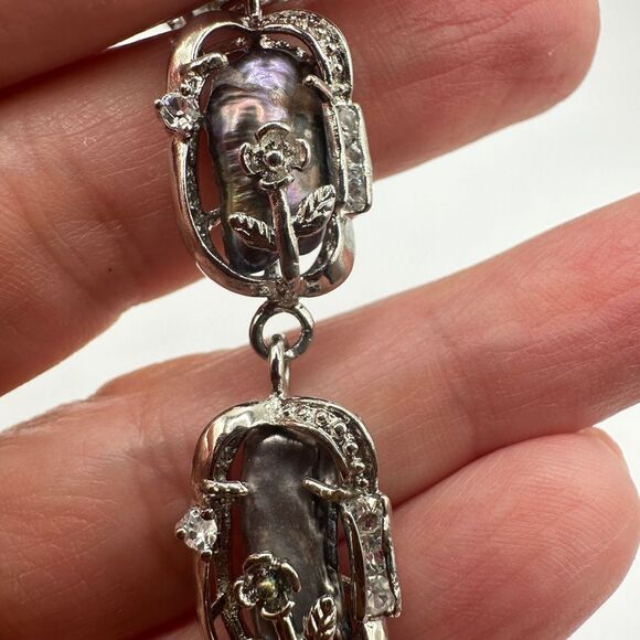 Silver tone metal, biwa pearls and cz accent diamond bracelet! - Picture 7 of 10